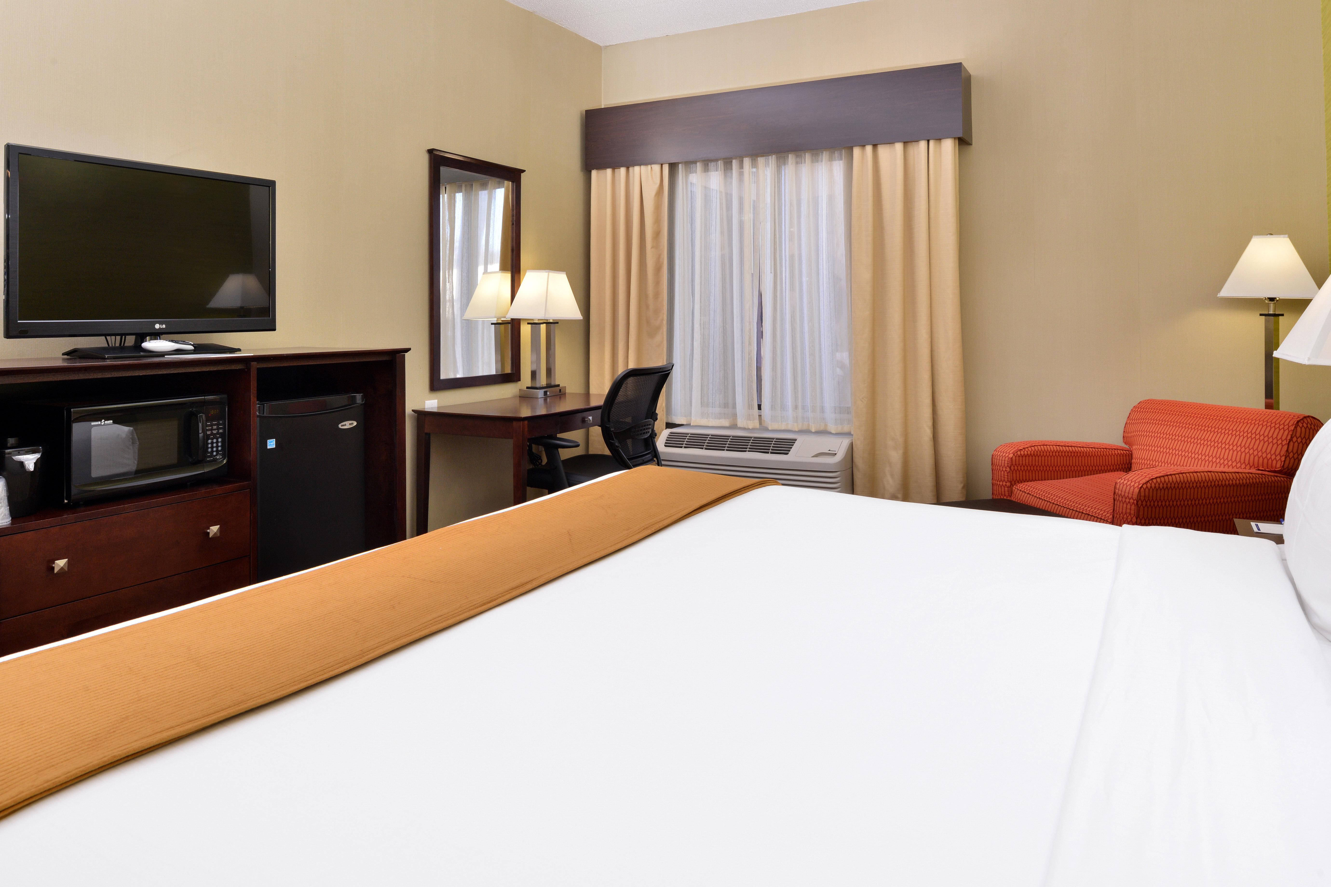 Holiday Inn Express Hotel & Suites Indianapolis W - Airport Area By Ihg Экстерьер фото