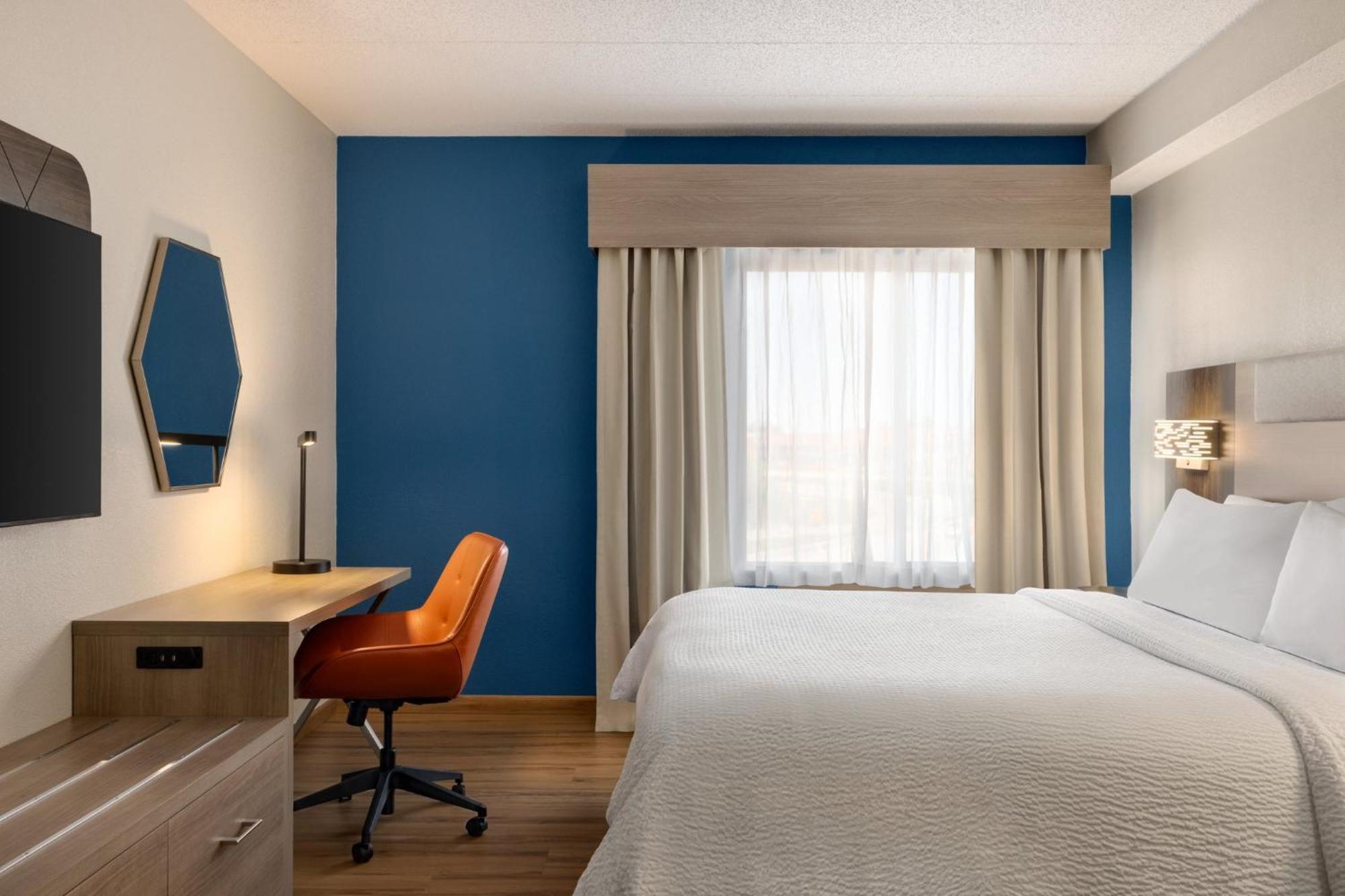 Holiday Inn Express Hotel & Suites Indianapolis W - Airport Area By Ihg Экстерьер фото