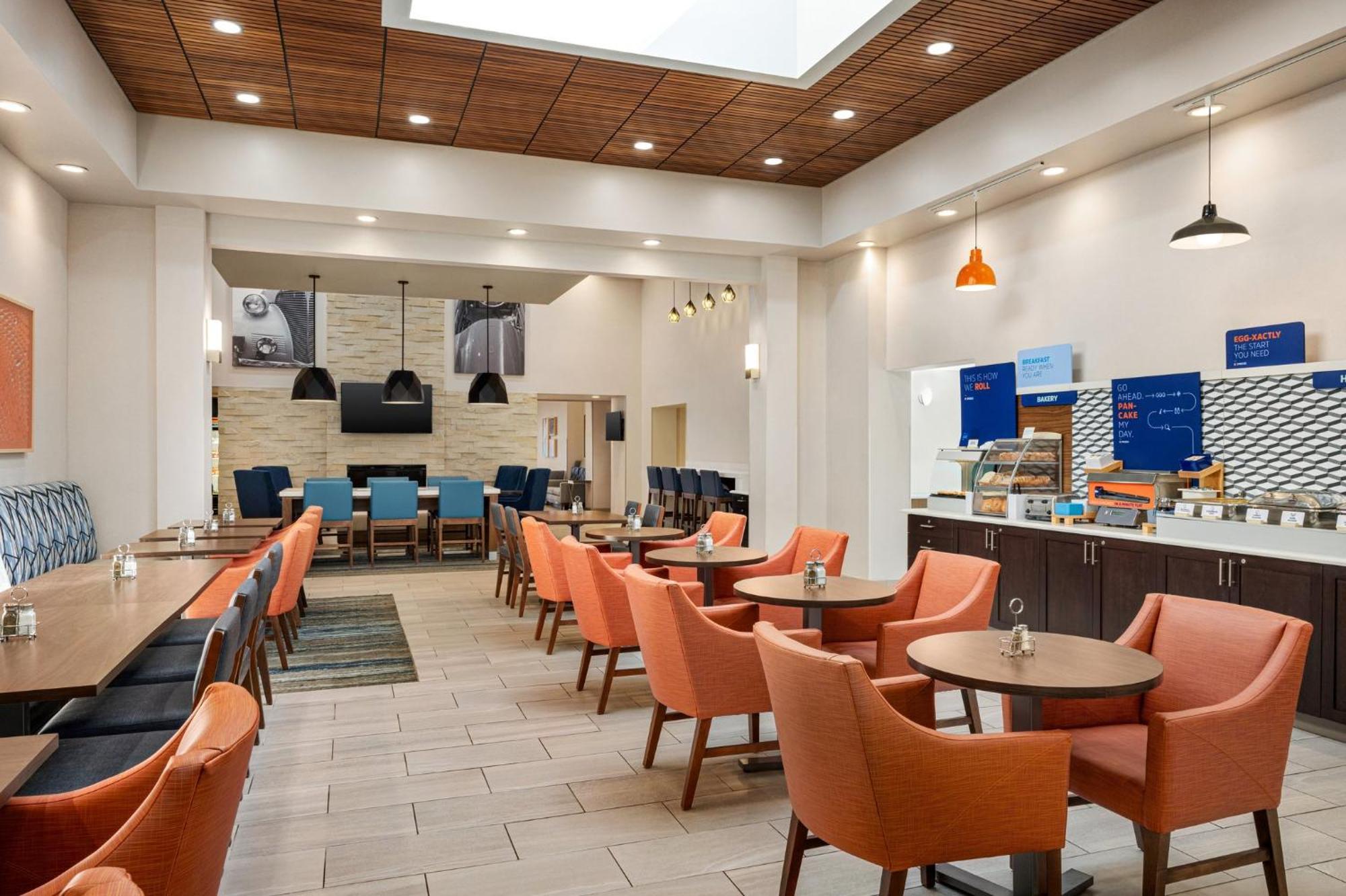 Holiday Inn Express Hotel & Suites Indianapolis W - Airport Area By Ihg Экстерьер фото